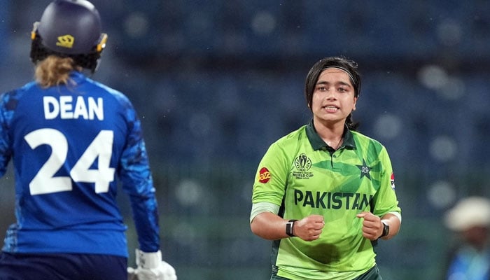 آج وہ دن تھا جب ہم انگلینڈ کو شکست دے سکتے تھے، فاطمہ ثناء