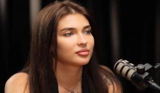 بچے کی نیلی آنکھوں کی خواہشمند حاملہ خاتون نے اپنی آنکھوں کا پروسیجر کروا لیا 