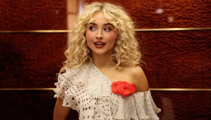 Sabrina Carpenter uses ‘SNL’ stage to tackle album cover backlash