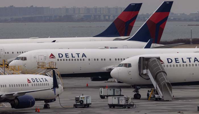 Delta Airlines flight cancellation and smoky odor incident sparks chaos