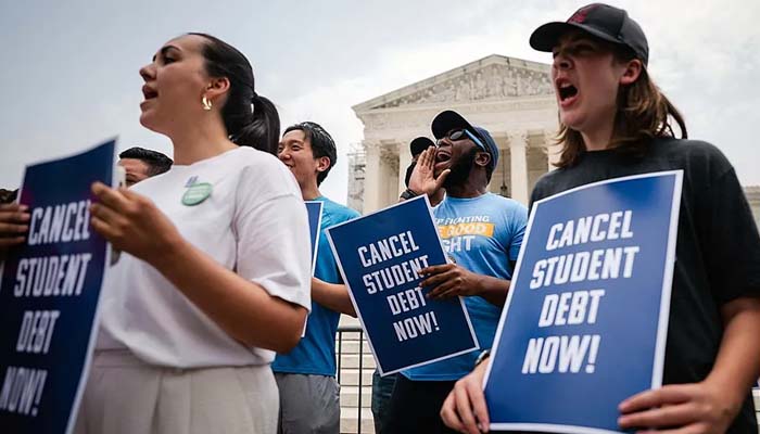 Trump administration reaches deal to provide student loan debt relief