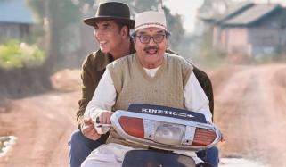 اسرانی کی موت کی خبر سن کر اکشے غم سے نڈھال