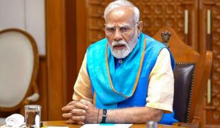 بھارتی صحافی نے مودی کی باریک واردات پکڑ لی