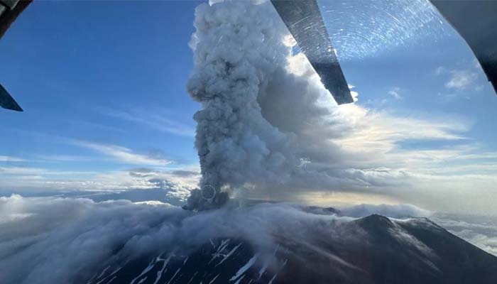 Taftan volcano rises 3.5 inches in a year after 700,000 years of silence