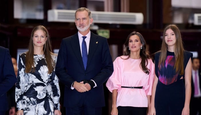 Princess Leonor, Infanta Sofia join parents for special awards ceremony