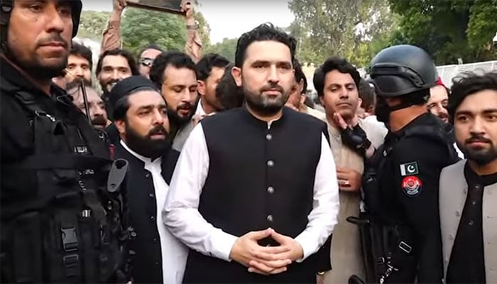 وزیرِ اعلیٰ خیبر پختون خوا سہیل آفریدی—فائل فوٹو