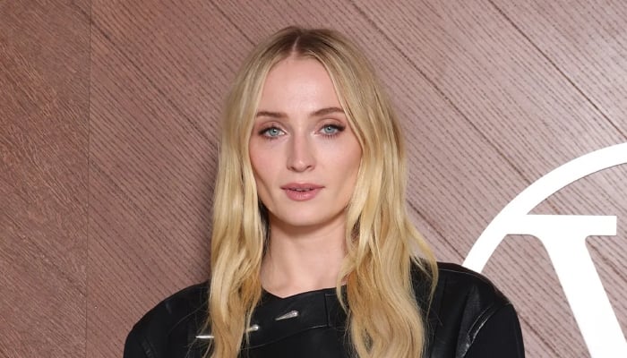 Sophie Turners Game of Thrones co-star ties the knot