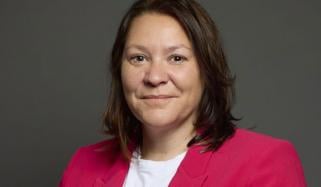 برطانیہ:قانونی رہائشیوں کی رہائش ختم کرنے کے متنازع منصوبے پر وضاحت کا مطالبہ