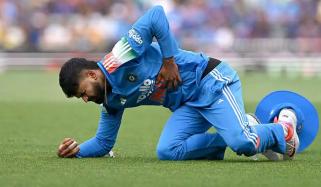 بھارتی کھلاڑی شریاس ایئر آئی سی یو میں داخل