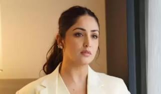 یامی گوتم قوم پرست کہنے پر چڑ گئیں