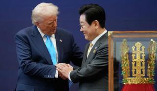 جنوبی کوریا کے صدر نے ٹرمپ کو ملک کے سب سے بڑے اعزاز سے نواز دیا