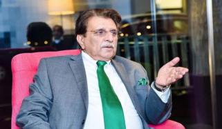 آزاد کشمیر میں وزیراعظم کی تبدیلی پر نواز شریف نے ہی فیصلہ کرنا ہے، راجہ فاروق حیدر 