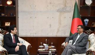 وزیر پٹرولیم علی پرویز کی بنگلادیشی مشیروں سے ملاقاتیں