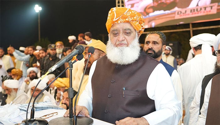 مولانا فضل الرحمان : فوٹو فیس بک جمعیت علماء اسلام