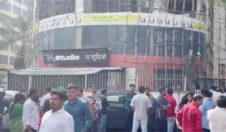 بھارت: آڈیشن کیلئے آنیوالے 17 بچوں کو ملزم نے یرغمال بنالیا، اسٹوڈیو کو آگ لگانے کی دھمکی 