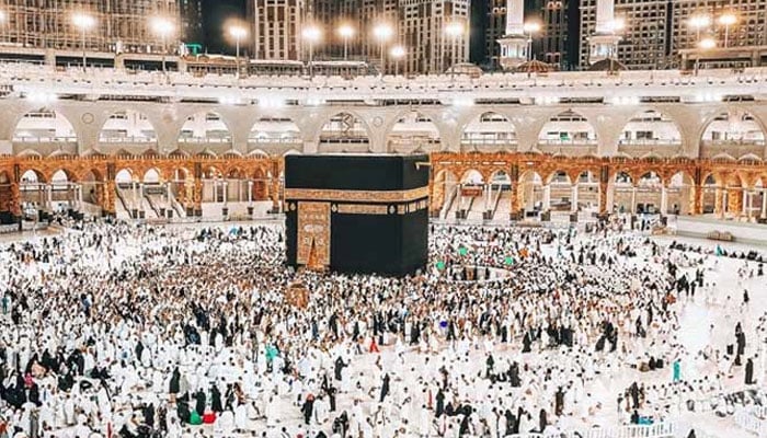 سعودی عرب نے عمرہ ویزا پالیسی میں اہم تبدیلی کردی