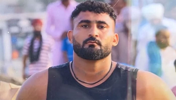 تیج پال سنگھ اپنے دو دوستوں کے ساتھ جاگراؤں علاقے میں ایک فیکٹری کی طرف جا رہا تھا کہ راستے میں پرانی رنجش پر ان کے درمیان تکرار شروع ہو گئی۔فوٹو بھارتی میڈیا