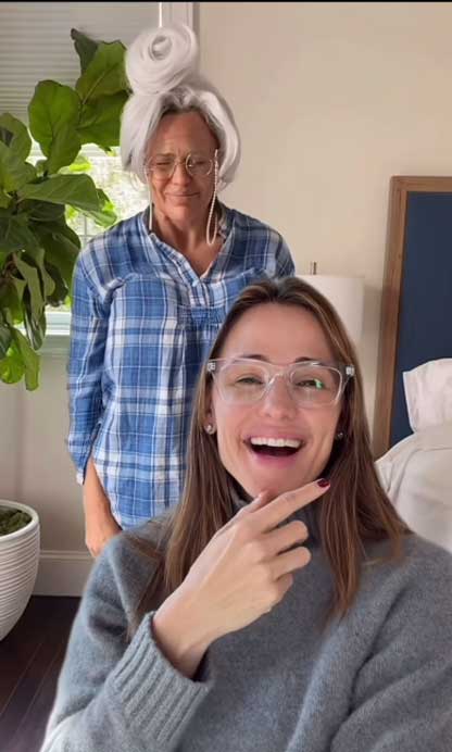 Jennifer Garner rates her best Halloween costumes over the years