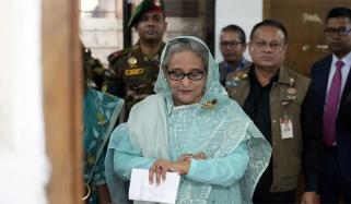 روزانہ اجرت پر کام کرنیوالا شیخ حسینہ کا چپڑاسی 100 کروڑ کی منی لانڈرنگ میں ملوث نکلا 