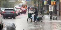 نیویارک: گزشتہ روز ریکارڈ توڑ طوفانی بارشیں ہوئیں