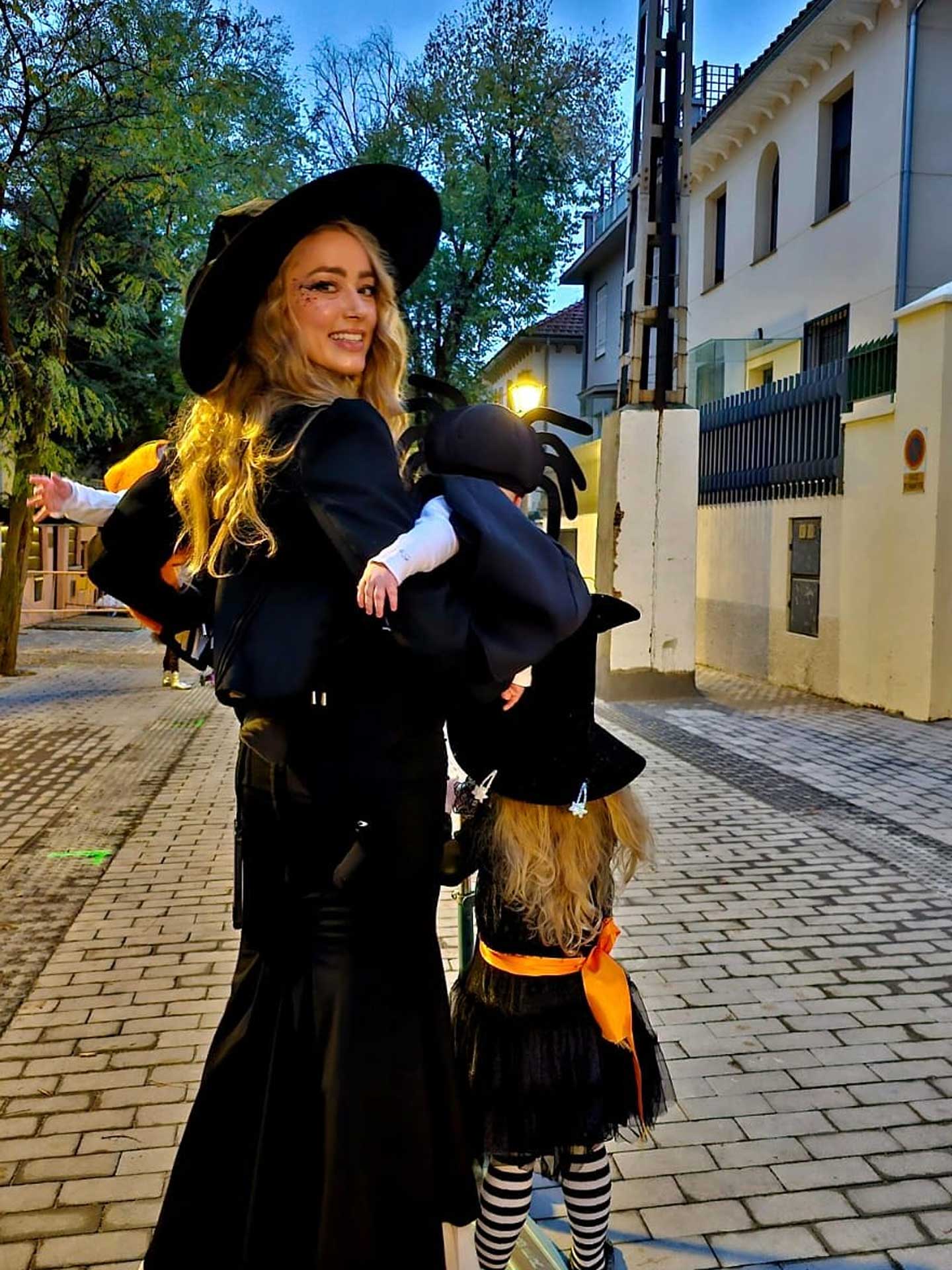 Halloween 2025: Heidi Klum to Lady Gaga, Hollywood stars jaw-dropping looks revealed