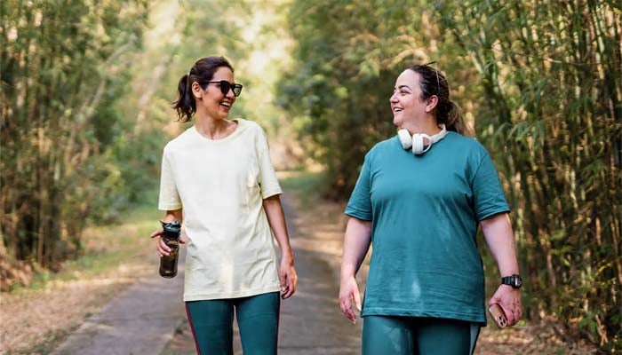 10-minute walks may reduce cardiac disease risk better than short steps