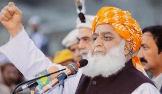 ہمیں دھمکی دیتے ہیں فورتھ شیڈول میں ڈال دیں گے، بھاڑ میں جائے فورتھ شیڈول، فضل الرحمان 