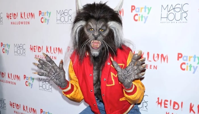 Heidi Klum as Michael Jacksons thriller costume