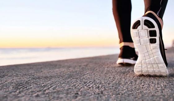 10 منٹ کی مسلسل چہل قدمی دل کی بیماریوں کے خطرات کم کرنے میں زیادہ مؤثر