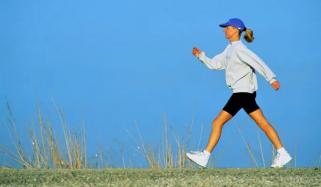 10 منٹ کی مسلسل چہل قدمی دل کی بیماریوں کے خطرات کم کرنے میں زیادہ مؤثر