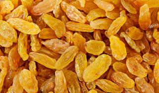 ایک ماہ تک کشمش بھگو کر کھانے سے صحت پر حیران کن اثرات