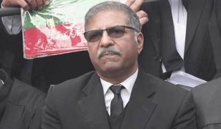 27ویں ترمیم پر بلاول بھٹو نے جو لکھا ہے وہ آئین کو ختم کرنے کے مترادف ہے: سینیٹر علی ظفر