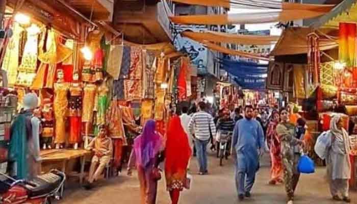 لاہور، اسموگ کے تدارک کیلئے مارکیٹوں کے اوقات کار تبدیل