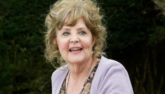 Pauline Collins, Shirley Valentine actress dies at 85