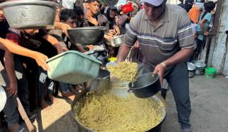 غزہ میں غذا کی شدید کمی، حماس نے اسرائیلی قیدی کی لاش واپس کردی