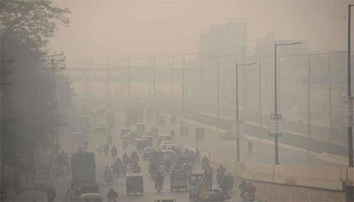 کراچی دنیا کے آلودہ ترین شہروں میں تیسرے نمبر پر آگیا