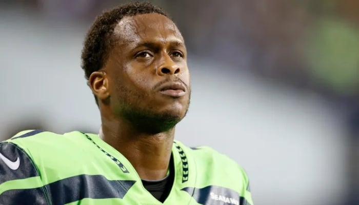 Geno Smith suffers leg injury as Raiders fall to Broncos