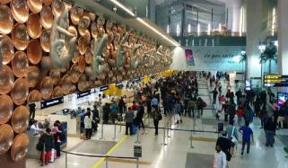 دہلی ایئرپورٹ پر ایئر ٹریفک کنٹرول سسٹم میں خرابی: 100 سے زائد پروازیں متاثر