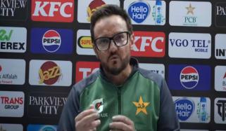 سری لنکا سے سیریز، حسن نواز ٹیم کا حصہ نہیں ہوں گے، ہیڈ کوچ مائیک ہیسن