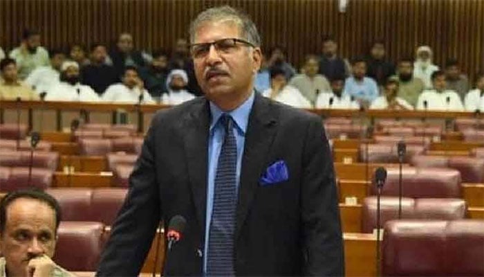 سینیٹر علی ظفر : فائل فوٹو