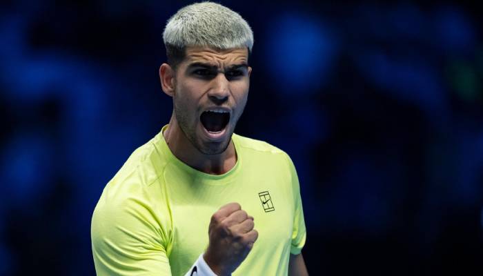 Carlos Alcaraz eyes world No.1 after dominant victory at ATP Finals