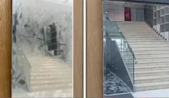  رضاکار کی غلطی، فن پارے کی 40 سالہ گرد صاف ہوگئی