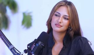 والد بہترین اداکار ہیں مگر انکی طرح نہیں بننا چاہتی: عنزیلہ عباسی