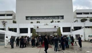 ستائیس ویں آئینی ترمیم پر پارلیمان کی قائمہ کمیٹی برائے قانون و انصاف کا اجلاس جاری