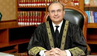 اگر کوئی بہت مشکل سوال ہے تو ہم وفاقی آئینی عدالت بھجوا دیتے ہیں: جسٹس منصور علی شاہ