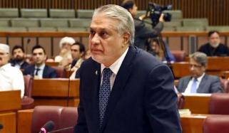 وعدے کے مطابق ترمیمی بل پہلے سینیٹ میں لائے، منظوری پر مبارکباد پیش کرتا ہوں، اسحاق ڈار