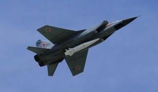 روس کا یوکرین اور برطانیہ کا جنگی طیارہ چوری کرنے کا منصوبہ ناکام بنانے کا دعویٰ