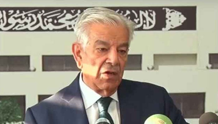 دہشت گردوں نے وانا میں اے پی ایس کی طرح حملے کا پروگرام بنایا تھا: خواجہ آصف