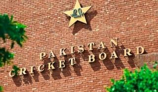 پی سی بی نے بنگلادیش کی دسمبر میں ٹرائی سیریز کی پیشکش مسترد کردی