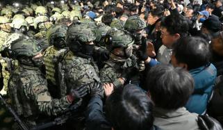 جنوبی کوریا: سابق وزیراعظم اور خفیہ ایجنسی کے سربراہ مارشل لاء لگانے کی کوشش میں گرفتار